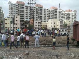 पुण्यात 18 डबे मागे सोडून मालगाडी रवाना, कारण...