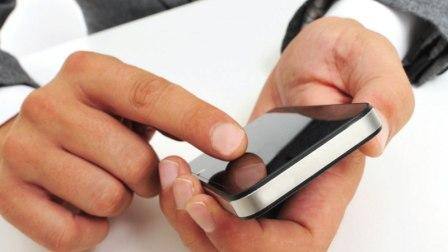 अमेरिका आणि युरोपातील ड्यूल सीमच्या घटत्या प्रमाणामुळे गूगल प्ले स्टोअरने हे नवे अॅप लाँच केले आहे.