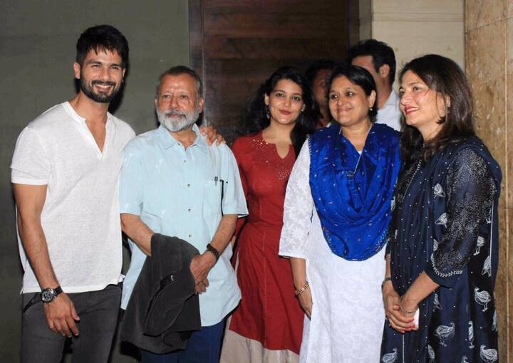 स्पेशल स्क्रिनिंगसाठी शाहिद कपूर आपल्या कुटुंबासह उपस्थित होता.