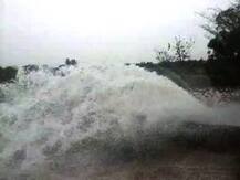 नगरमध्ये सलग दुसऱ्या दिवशी एमआयडीसीच्या पाईपलाईनला भगदाड