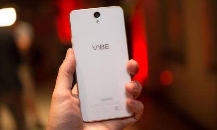 लिनोवो वाइब एस १: कंपनीने या स्मार्टफोनची किंमत २००० रुपयांनी कमी केली आहे. या फोनची सध्या किंमत १२९९९ रुपये आहे. या स्मार्टफोनमध्ये १.७ GHz चा ऑक्टोकर मीडिया टेक MT 6752 64 bit चा प्रोसेसर, तसेच ३ जीबी रॅम आहे. या फोनमध्ये बॅकचा कॅमेरा ८ मेगापिक्सल आणि फ्रन्टचा कॅमेरा २ मेगापिक्सल आहे.