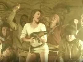 Criminal Case Against Bollywood Actress Jacqueline Fernandez 'ढिशूम'मधील गाण्यामुळे जॅकलिन फर्नांडिसवर फौजदारी खटला