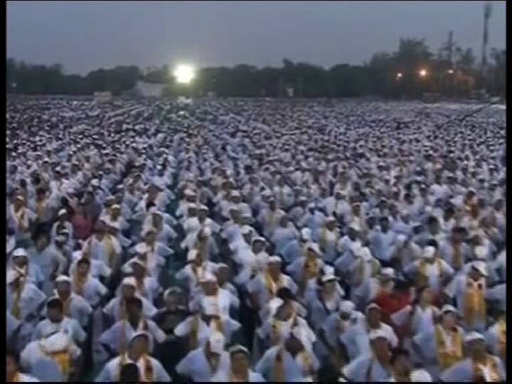 या कार्यक्रमात जवळपास 1 लाख नागरिक उपस्थित होते. 