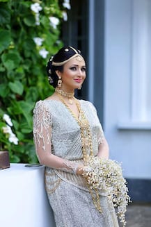 लग्नाआधी अभिनेत्रीचं श्रीलंकेत फोटोशूट