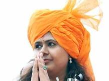 वैद्यनाथ बँकेवर पंकजा मुंडेंचंच वर्चस्व, धनंजय मुंडेंचा दारुण पराभव