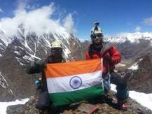 नौदलाच्या जवानांनी सर केलं सतोपंथ हिमशिखर!