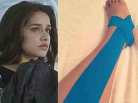 ‘हाफ गर्लफ्रेण्ड’च्या शूटिंगवेळी श्रद्धा कपूर जखमी Shraddha Kapoor Injured During Half Girlfriend Shooting ‘हाफ गर्लफ्रेण्ड’च्या शूटिंगवेळी श्रद्धा कपूर जखमी