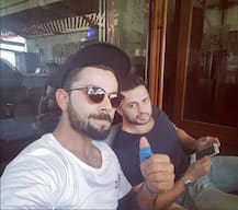 विराटच्या सेल्फीमध्ये 'ही' एक गोष्ट कॉमन असते! 