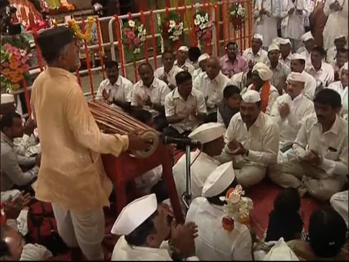 तुकोबांनंतर ज्ञानेश्वर माऊलींची पालखीही उद्या पंढरीकडे प्रस्थान करणार आहे. 