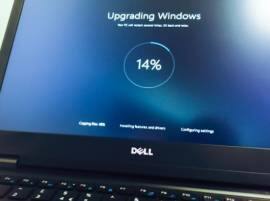 Microsoft Pays 10000 To Woman For Force Installing Windows 10 Update Windows 10च्या अपग्रेडवरून मायक्रोसॉफ्ट गोत्यात