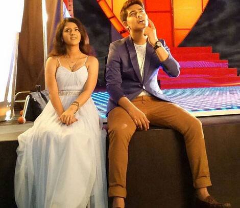 अभिनेत्री श्रेया शर्मा 