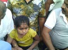 बापानं नदीत फेकलेल्या बदलापूरच्या बहादूर मुलीची कहाणी!