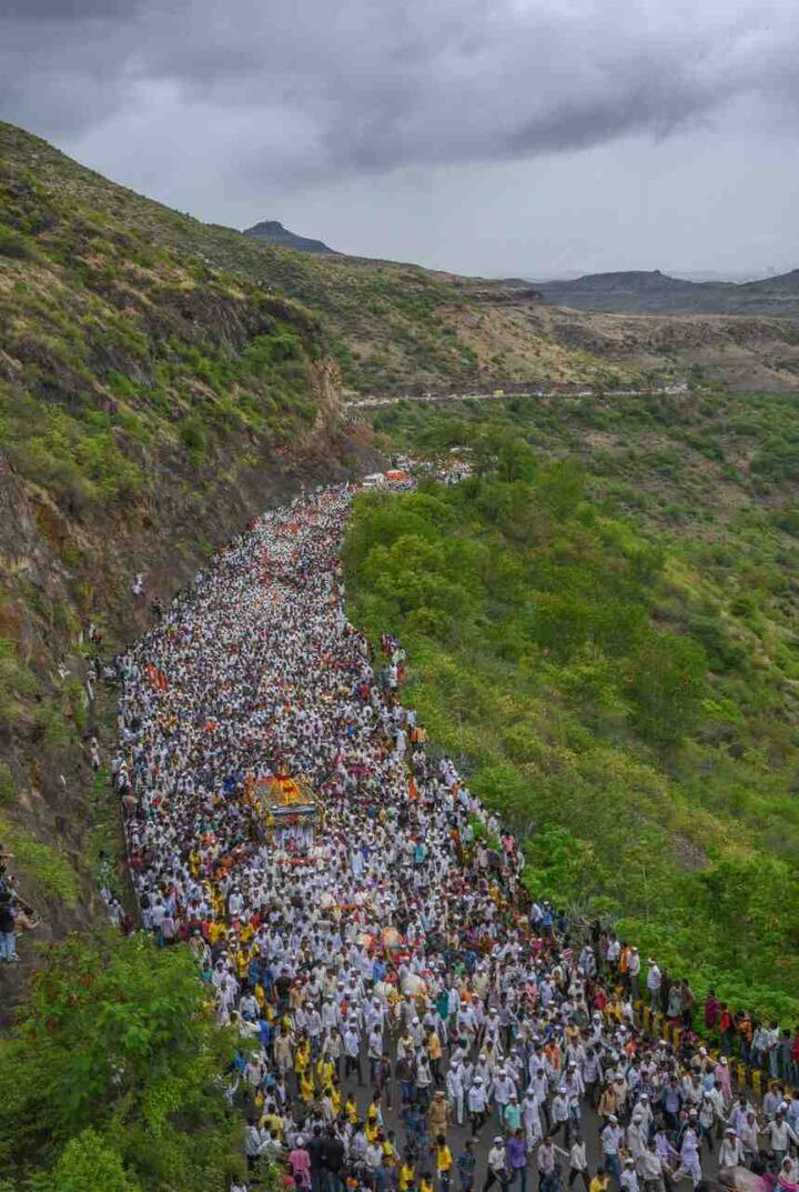 माऊलींची पालखी सासवडमध्ये मुक्कामी असणार आहे.
