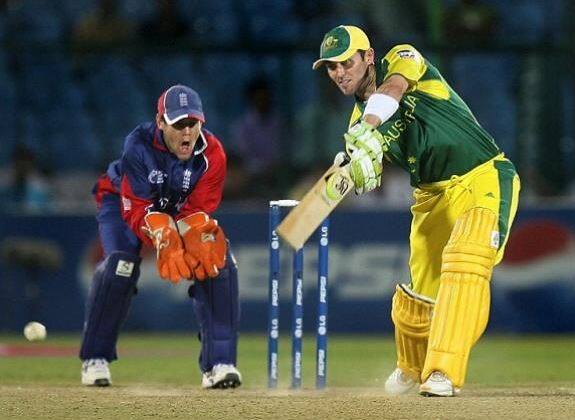 टी-20मध्ये सलामीला फलंदाजी करताना सर्वाधिक धावा करण्याचा विक्रम ऑस्ट्रेलियाच्या डॅमियन मार्टिनच्या नावावर आहे. त्याने द. आफ्रिकेच्या विरुद्ध 96 धावांची खेळी केली होती. 