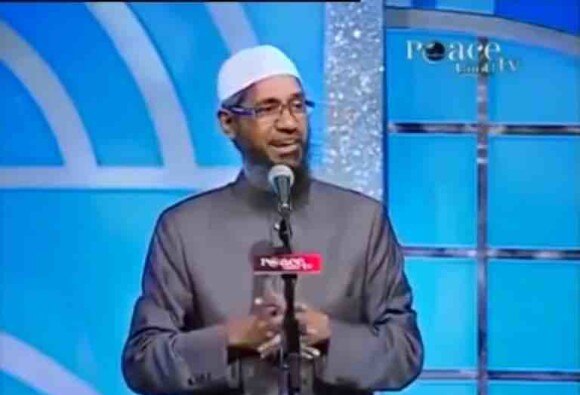 Ed Registers Criminal Case Against Controversial Islamic Preacher Zakir Naik Under Money Laundering Laws वादग्रस्त धर्मप्रचारक झाकीर नाईकविरोधात गुन्हा