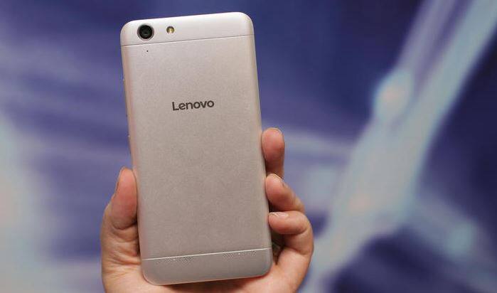लेनोव्हो वाईब के 5 प्लसमध्ये मेटल बॉडी लूक आहे. या फोनमध्ये 5 इंच आकाराची स्क्रिन आहे.