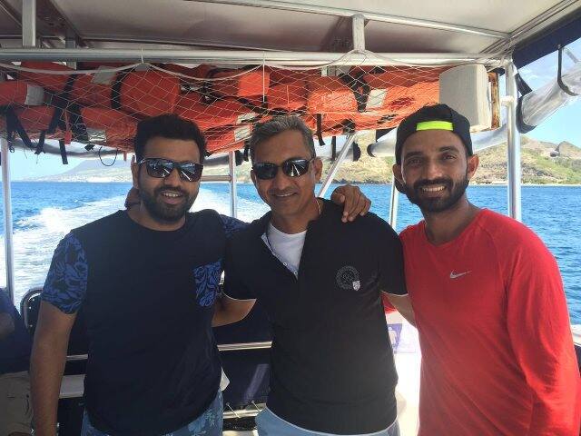 प्रत्येक खेळाडूने आपले फोटो शेअर केले आहेत.