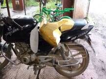 पुण्यात जळीतकांडानंतर 'फाडीतकांड', 35 ते 40 दुचाकींचे सीट कव्हर फाडले