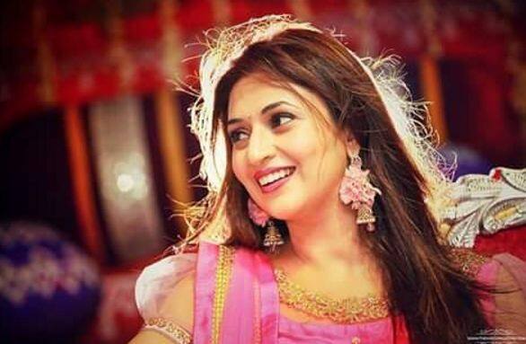 अभिनेत्री दिव्यांका