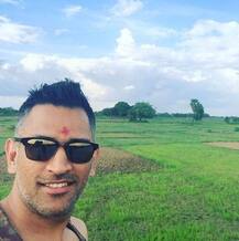 धोनीचा दाढीवाला अवतार