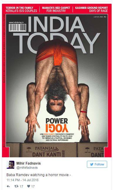 हा फोटो मॅगेझीनच्या कव्हरवर प्रकाशित करण्यात आला आहे. मात्र, हा फोटो बाबा रामदेव हॉरर मुव्ही बघत असतानाचा आहे, असे म्हटले आहे.
