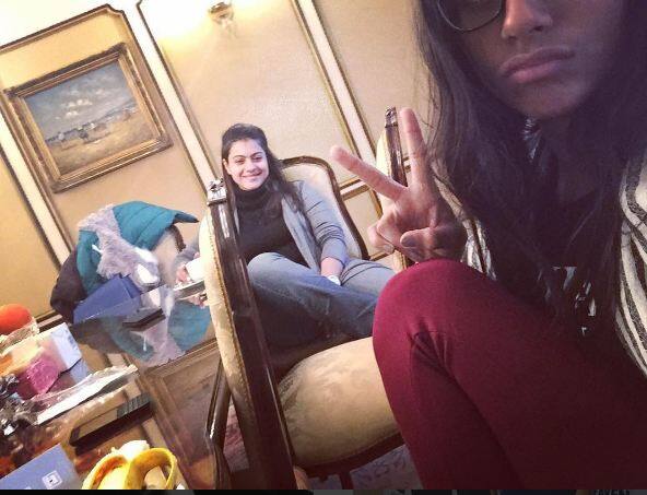 यापूर्वी अजय देवगण केवळ आपल्या सिनेमांविषयी माहिती देण्यासाठीच सोशल मीडियाचा वापर करत असे. मात्र अजय अचानकच सोशल मीडियावर सक्रिय झाल्यामुळे चाहते देखील चांगलेच खूश झाले आहेत.