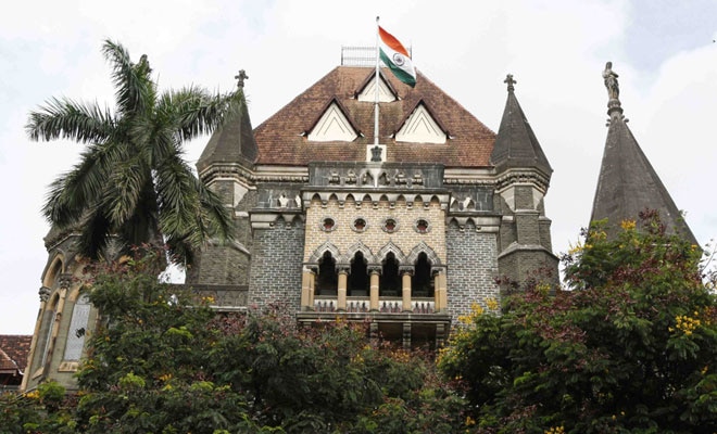 Mumbai High Court Orders To File Affidavit In The Blue Whale Game Pil ब्लू व्हेल प्रकरणात मुंबई हायकोर्टाने फेसबुक, गुगलला फटकारलं
