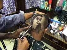 कैची- वस्ताऱ्याने डोक्यावर हुबेहुब आर्ची साकारणारा पठ्ठ्या