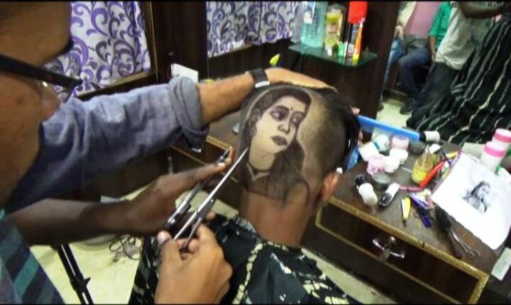 संतोष काशीदचा पिडीजात केशकर्तनाचा व्यवसाय आहे. वडिलांनी शिक्षणाबरोबर त्याला कैचिचं कौशल्य शिकवलं. संतोषने पारंपारिक कलेला छेद देत, त्यामध्ये नाविन्य शोधलं.