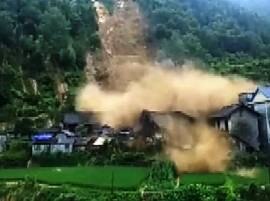 Mudslides Sweep Away Homes In Chinas Hunan Province VIDEO : चीनमध्ये पुराचं तांडव, अनेक घरं वाहून गेली