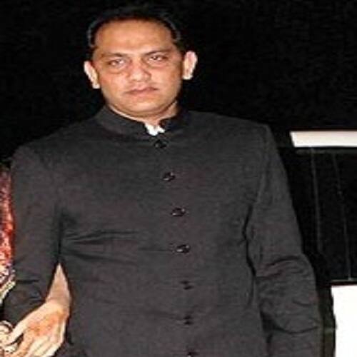 मोहम्मद अझरुद्दीनः भारताचे माजी कर्णधार मोहम्मद अझरुद्दीन यांनी मैदानातील इनिंग नंतर 2009 साली राजकारणाच्या मैदानावर नवीन इनिंग सुरु केली. अझरुद्दीन 2009 साली मुरादाबाद मतदारसंघातून लोकसभेवर निवडून गेले.