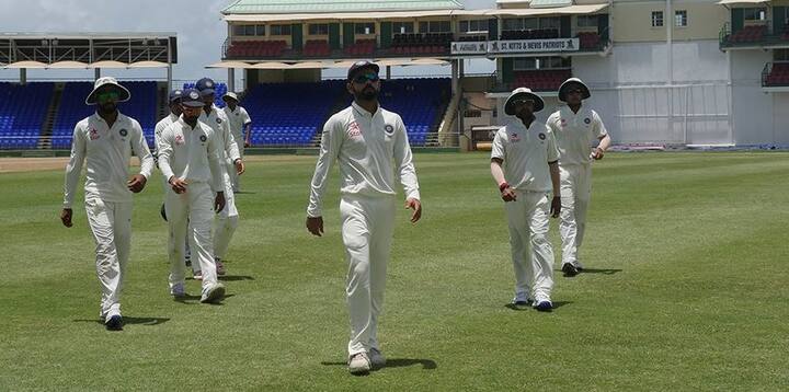 दोन सराव सामन्यानंतरही टीम इंडिया प्लेईंग इलेव्हन ठरवू शकत नाही. कर्णधार कोहलीनं 13 खेळाडूंची निवड केली आहे. ज्यामध्ये मुरली विजय, केएल राहुल, शिखर धवन, अजिंक्य रहाणे, चेतेश्वर पुजारा, वृद्धिमान साहा, अमित मिश्रा, रविंद्र जडेजा, आर अश्विन, ईशांत शर्मा, स्टुअर्ट बिन्नी आणि मोहम्मद शामी आहे. 