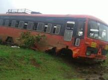 बारी घाटात बसचालकाच्या प्रसंगावधानाने 60 प्रवाशांचे प्राण बचावले