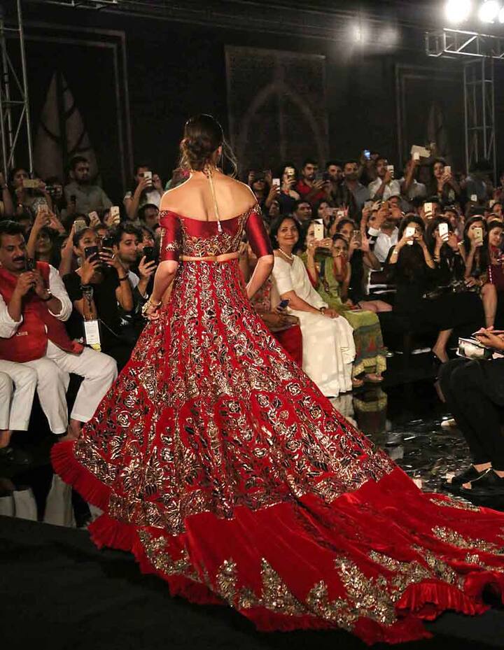 दीपिका पदुकोण