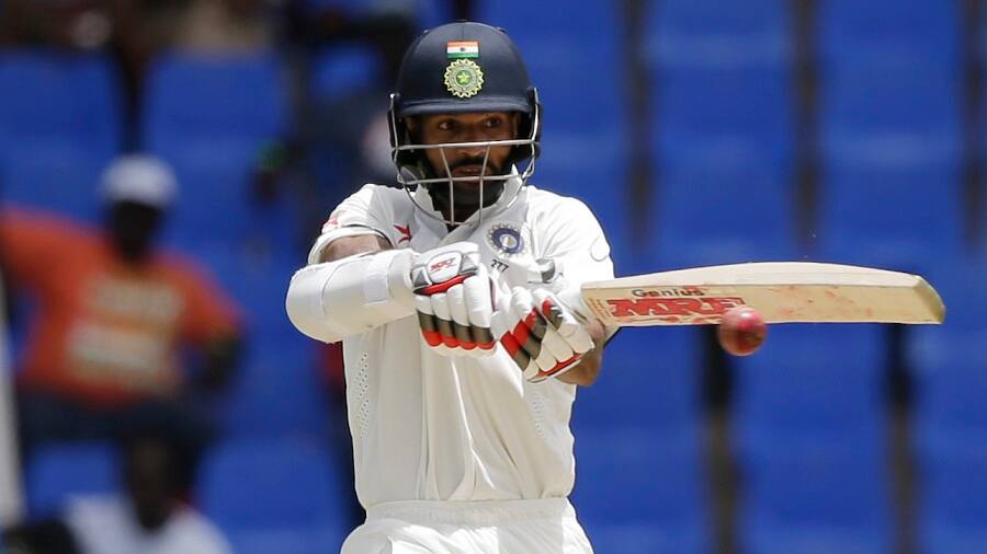 Dhawan Can Out From Team India For 3 Weeks धवन तीन आठवड्यांसाठी टीम इंडियातून आऊट?