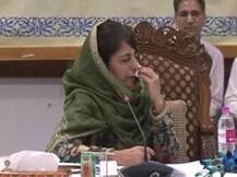 14 दिवसांच्या संचारबंदीमुळे मुख्यमंत्री मेहबूबा मुफ्तींना अश्रू अनावर