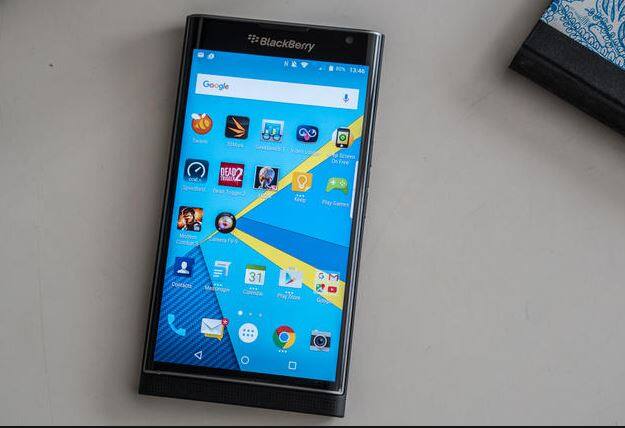 शाओमीचा रेडमी 2 हा स्मार्टफोन तुम्ही 6,698 रुपयांना खरेदी करु शकता. या स्मार्टफोनची किंमत 6,999रुपये आहे.