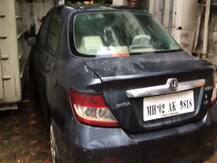 मल्ल्याच्या गाड्यांचा लिलाव, 14 लाखात 8 गाड्या 