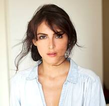 बिग बॉसमधील या स्पर्धक अभिनेत्रीचा साखरपुडा संपन्न