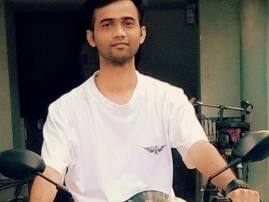 दोन रुपयांचा वाद जीवावर, रिक्षा अंगावर उलटून तरुणाचा मृत्यू