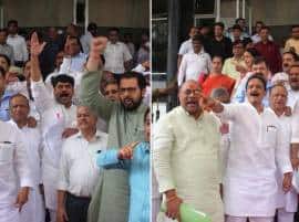 Oppositions Slogans In Vidhansabha 'वाघाचं काय झालं, शेळी झाली शेळी झाली'
