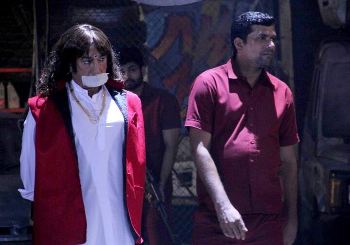 बॉलीवूडमध्ये आजपर्यंत अनेक अभिनेत्यांनी स्त्री व्यक्तीरेखा साकारली आहे. त्यात गोविंदा, कमल हसन, रितेश देशमुख, अशितोष राणा यांची नावे प्रमुख्याने डोळ्यासमोर येतील. पण आता यात शक्ती कपूरचाही समावेश होणार आहे.