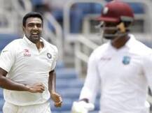 जमैका कसोटीत यजमान उताणे, भारत मजबूत स्थितीत