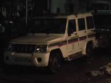 प्रियकराच्या मित्राला मारण्यासाठी डिटोनेटरचा स्फोट, तिघांना अटक