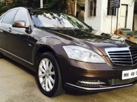 मराठमोळ्या भरत जाधवची भारदस्त मर्सिडीज! Marathi Actor Bharat Jadhav Bought Mercedes Benz S Class मराठमोळ्या भरत जाधवची भारदस्त मर्सिडीज!