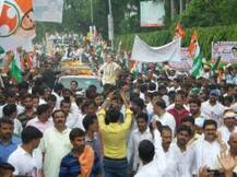 रोड शोदरम्यान सोनिया गांधी आजारी, पंतप्रधानांकडून विचारपूस