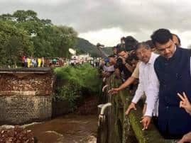 Cm On Mahad Bridge Collapsed महाड पूल दुर्घटनेप्रकरणी दोषींवर योग्य ती कारवाई करु: मुख्यमंत्री