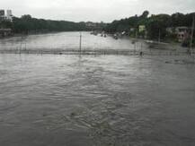 खडकवासलातून पाण्याचा विसर्ग सुरु, पुण्यातील भिडे पूल पाण्याखाली