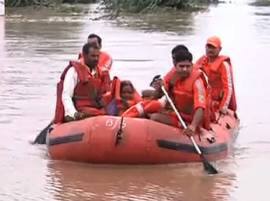 औरंगाबादमध्येही NDRF चं बचावकार्य, पुरात अडकलेल्यांना वाचवलं Rescue Operation In Aurangabad औरंगाबादमध्येही NDRF चं बचावकार्य, पुरात अडकलेल्यांना वाचवलं