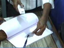 कॉलेजमध्ये लेक्चर बंक कराल, तर थेट पालकांना मेसेज